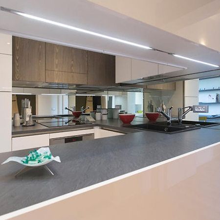 Apartment Melozzo Μιλάνο Δωμάτιο φωτογραφία